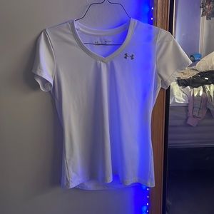 white under armor top, size: small